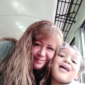 Meet your Posher, Sylvia